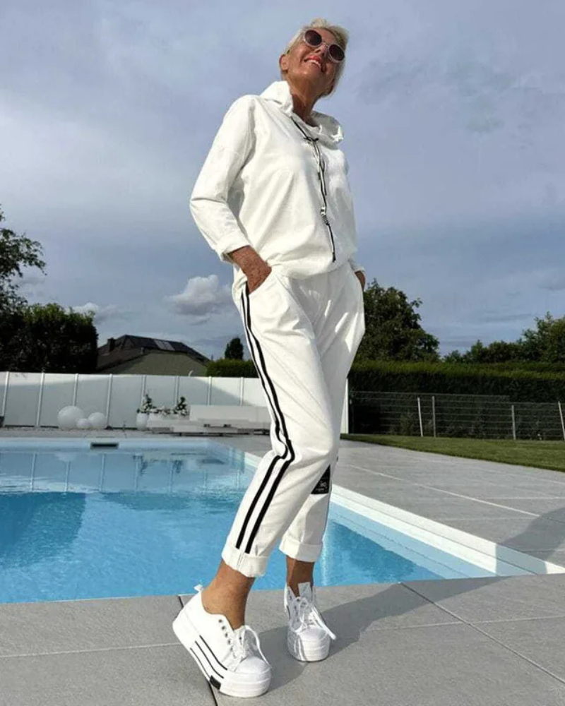 Eugénie™ - Ensemble détente deux pièces avec capuche