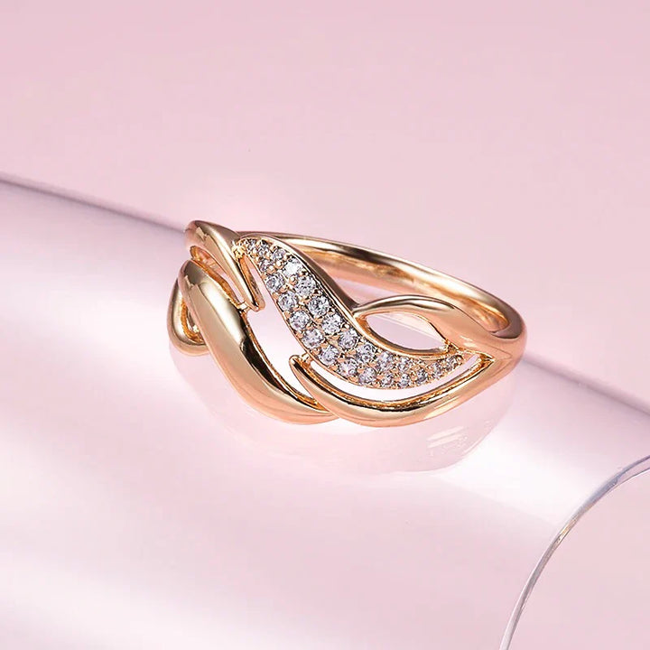 Bague géométrique élégante en zircon et or rose