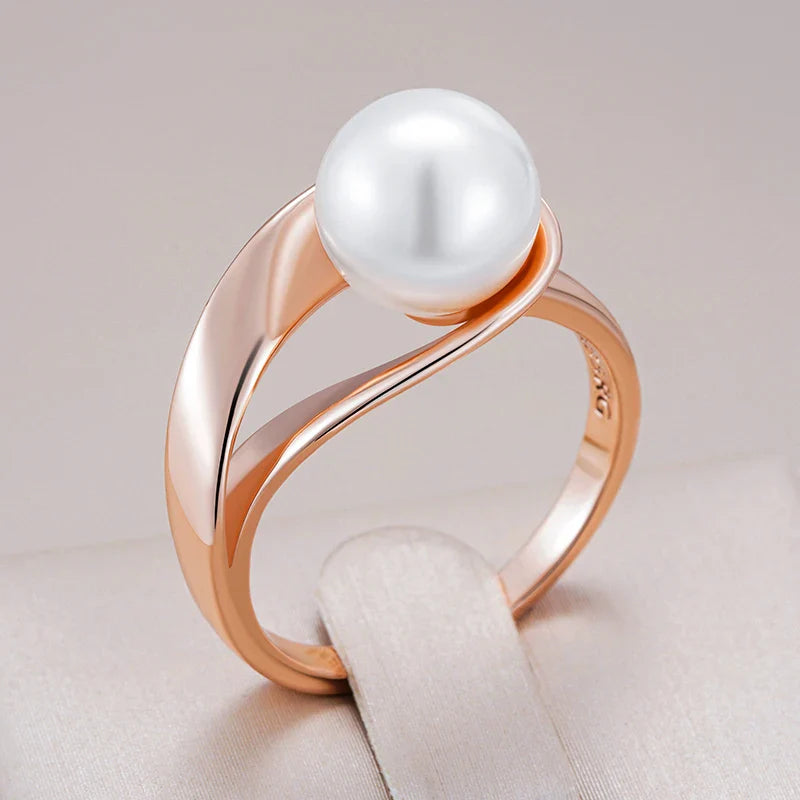 Bague géométrique avec perle exclusive en or rose