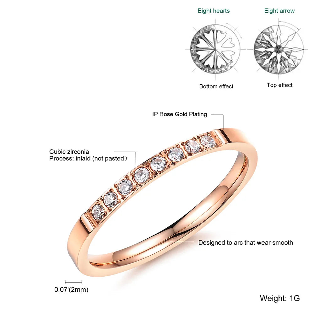 Bague intemporelle en or rose sertie de zircon