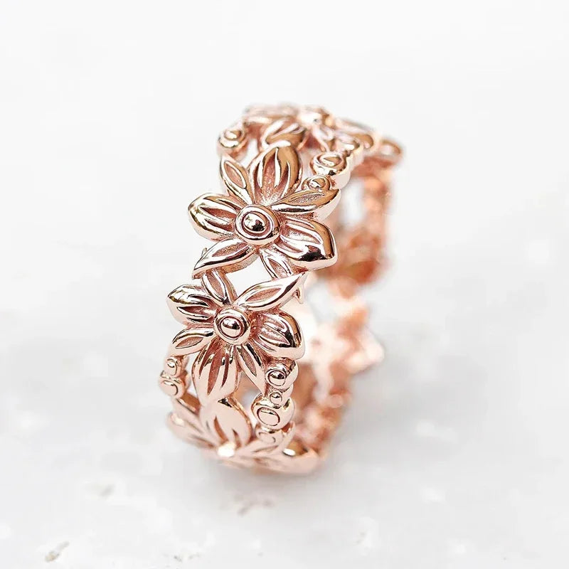 Bague statement fleur chic en or rose